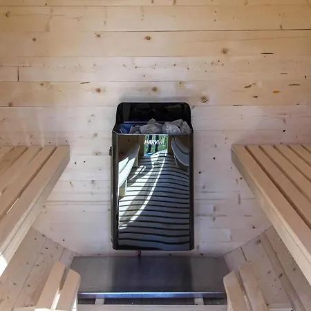 107 In Kirchheim Feriehus *