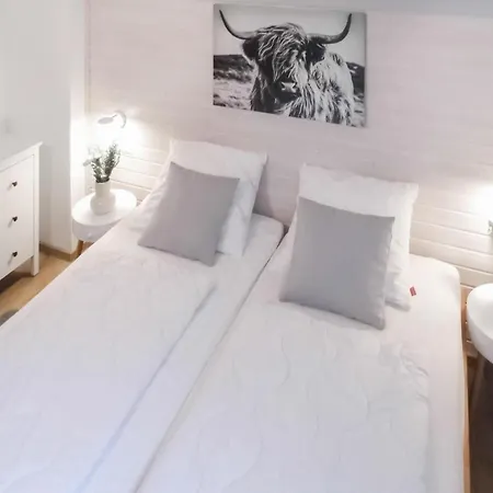 107 In Kirchheim Feriehus Kemmerode